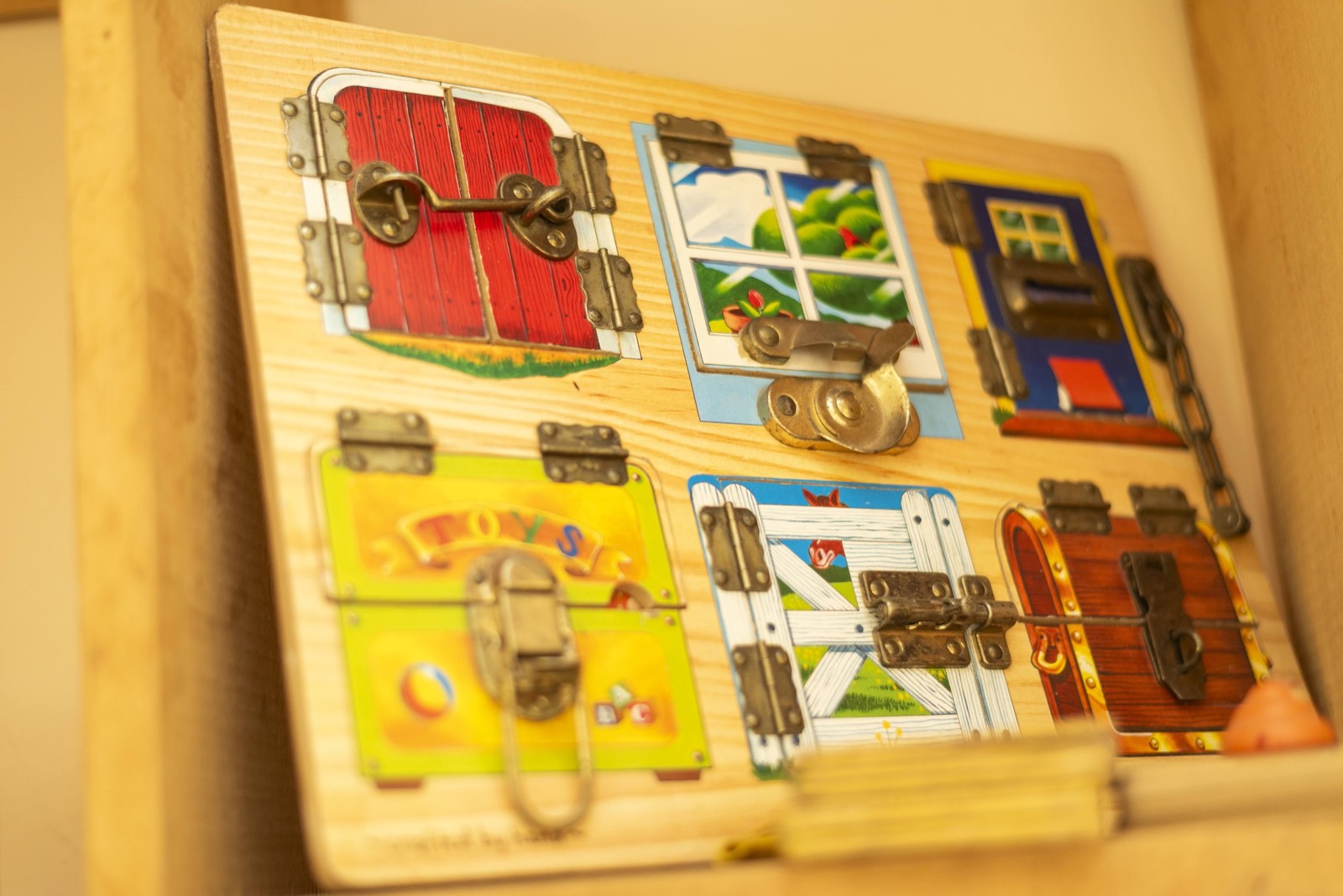 Practical life lock board